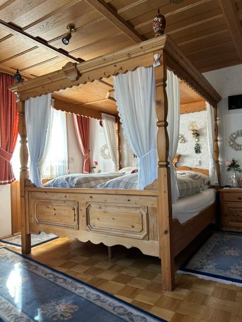 Hotel Haus Wessel Colonia Esterno foto